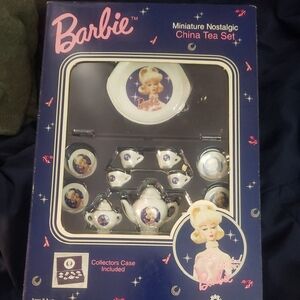 Barbie Nostalgic Pink and White Tea Set